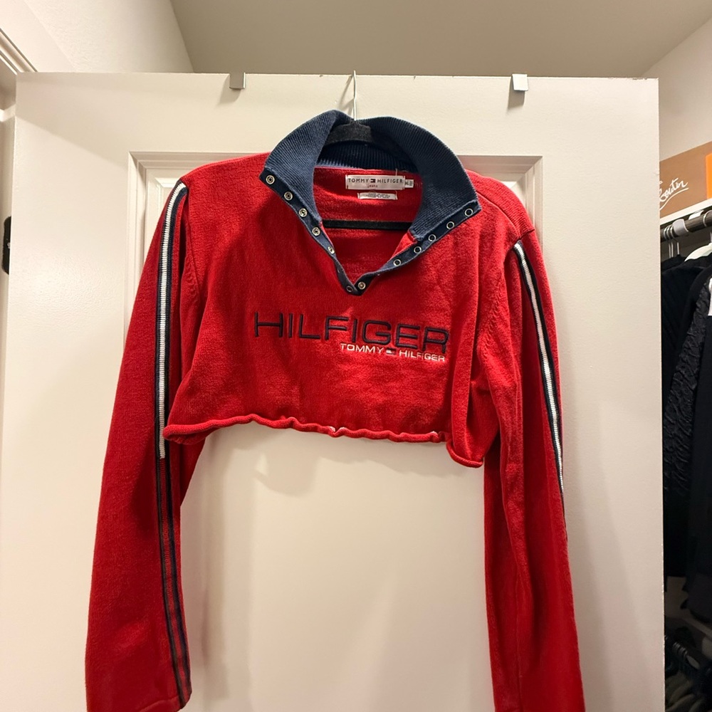 Tommy Hilfiger Red Cropped Pullover